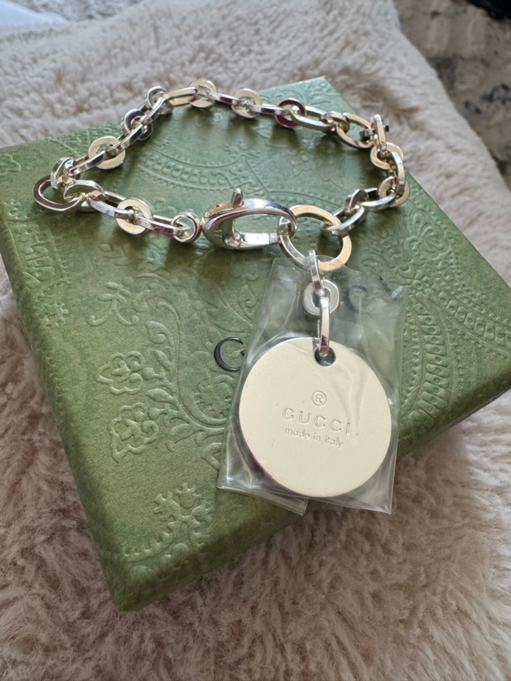 Gucci Trademark Logo 925 Sterling Silver Round Tag Bracelet Chunky Chain NIB 6.7